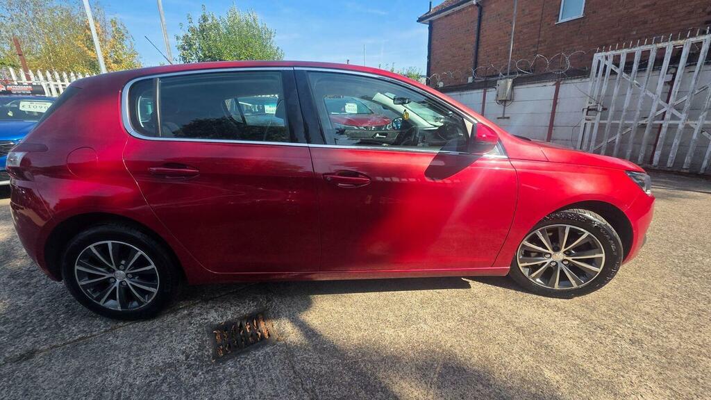 Peugeot 308 1.2 Puretech Allure Eat Euro 6 Ss Black #15