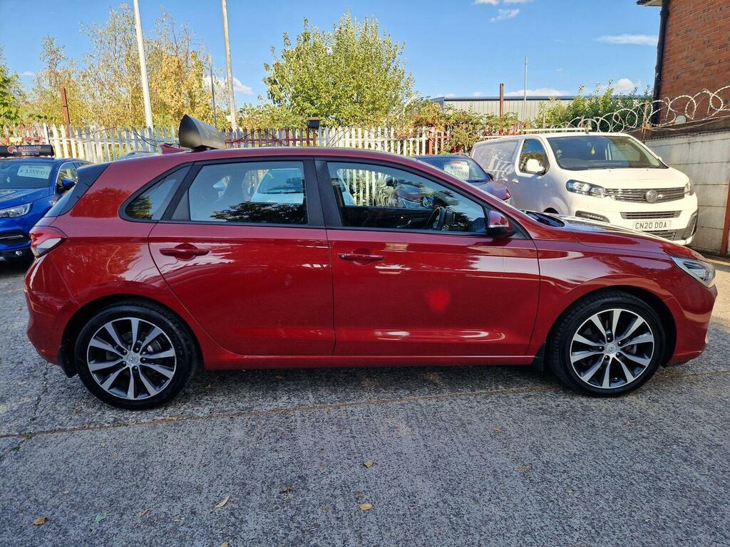 Hyundai I30 1.6 Crdi Blue Drive Se Nav Dct Euro 6 Ss Red #6
