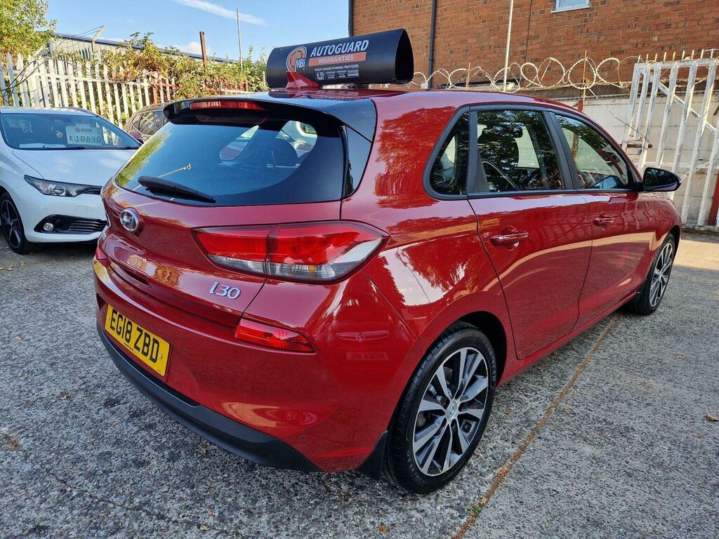 Hyundai I30 1.6 Crdi Blue Drive Se Nav Dct Euro 6 Ss Red #5
