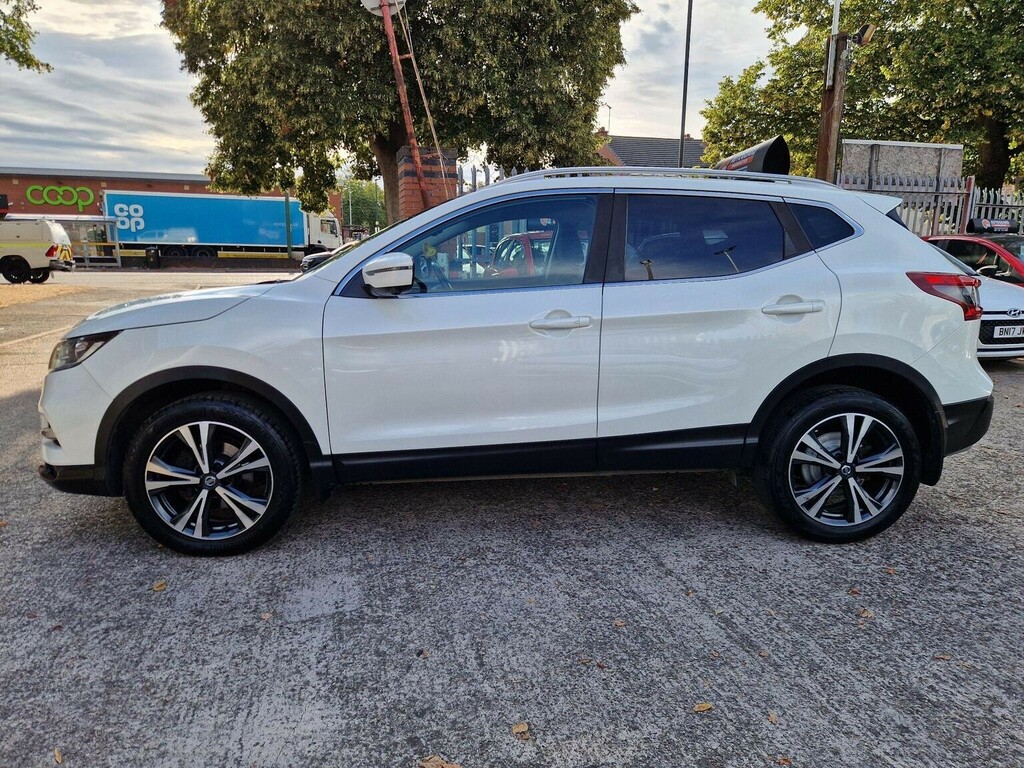 Nissan Qashqai 1.5 Dci N-connecta Euro 6 Ss White #2