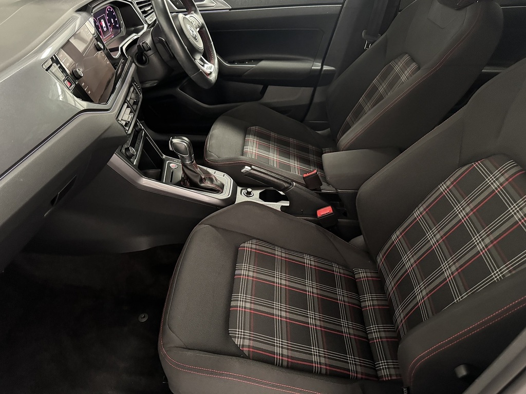 Volkswagen Polo Tsi Gti White #6