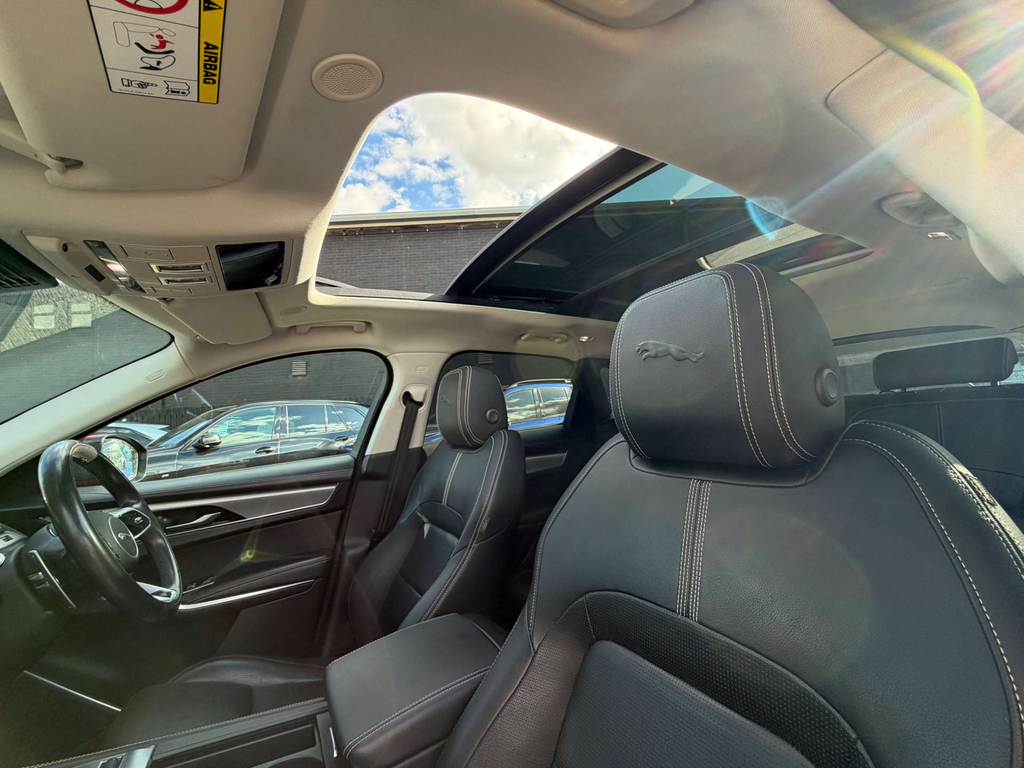 Jaguar F-Pace R-dynamic Se D Mhev Awd 4Wd  #3