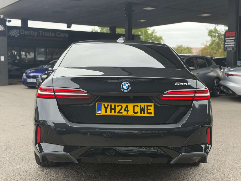BMW 5 Series 2.0 530E 12Kwh M Sport Touring Plug In Black #11