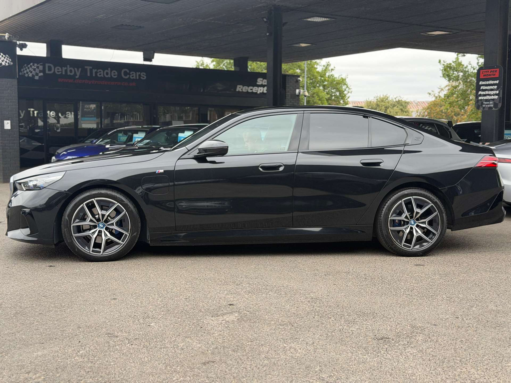 BMW 5 Series 2.0 530E 12Kwh M Sport Touring Plug In Black #9