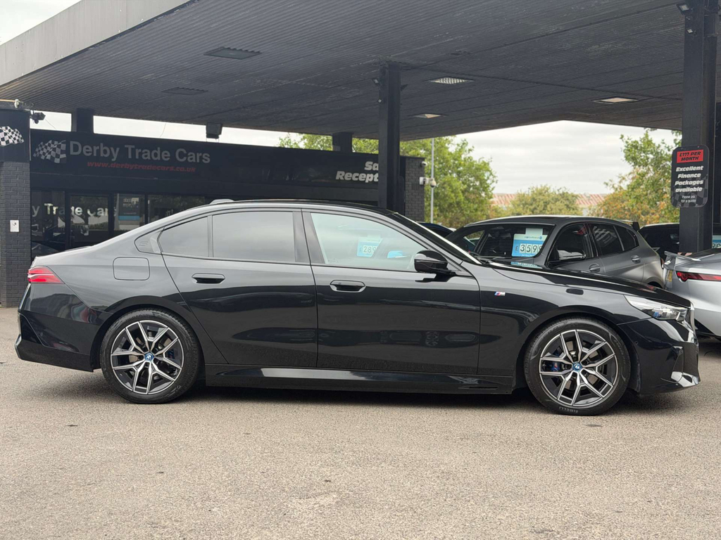 BMW 5 Series 2.0 530E 12Kwh M Sport Touring Plug In Black #12