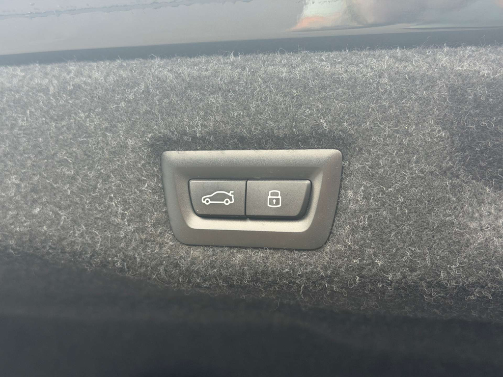 BMW 5 Series 2.0 530E 12Kwh M Sport Touring Plug In Black #15