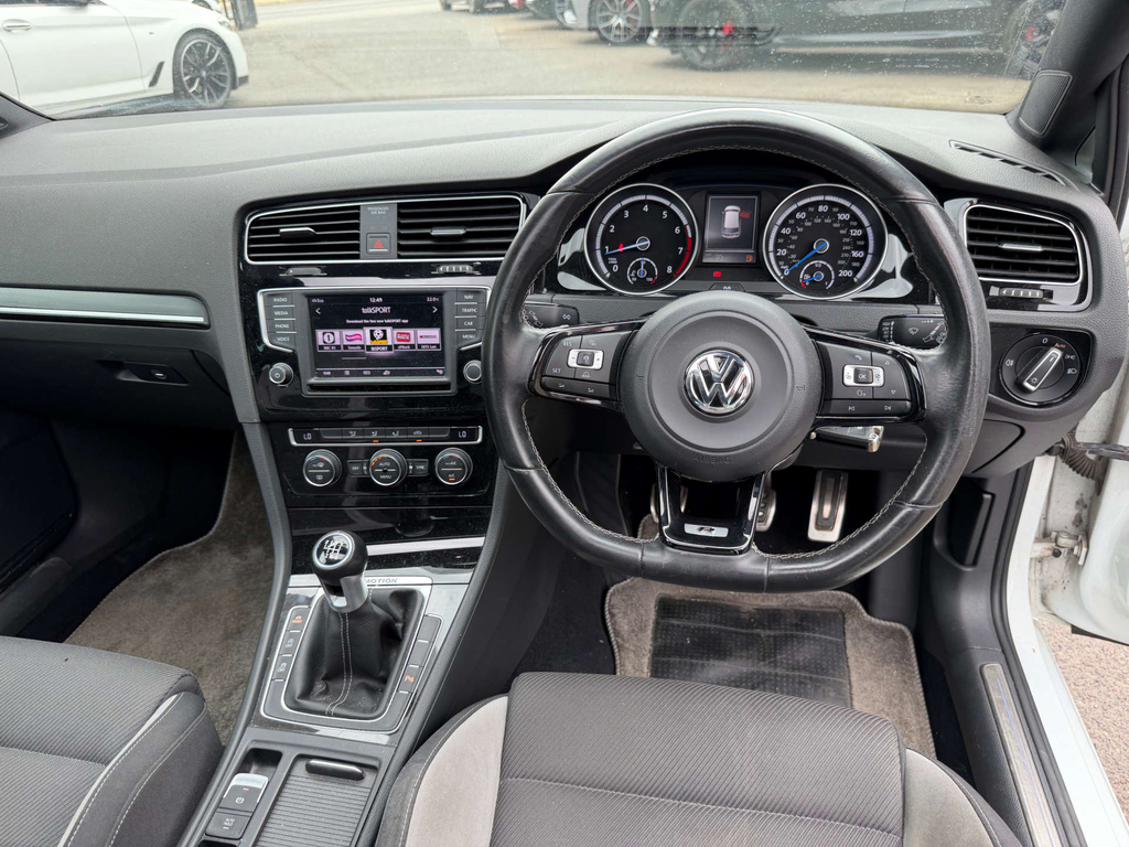 Volkswagen Golf R 4Wd #4