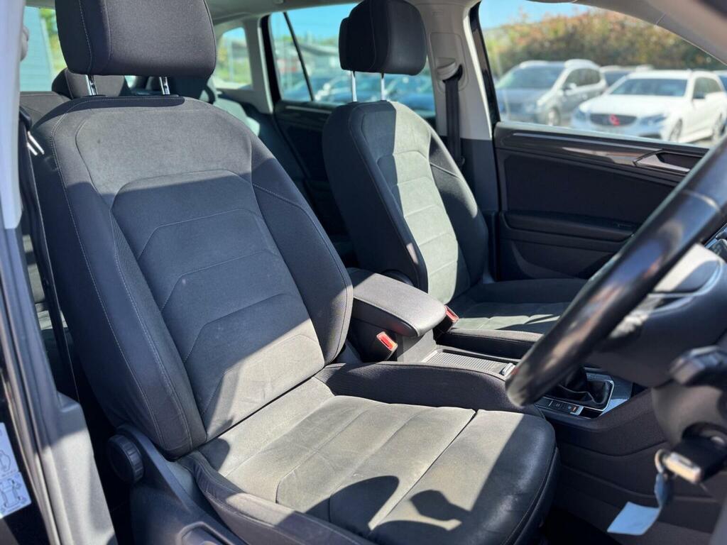 Volkswagen Tiguan Grey #9