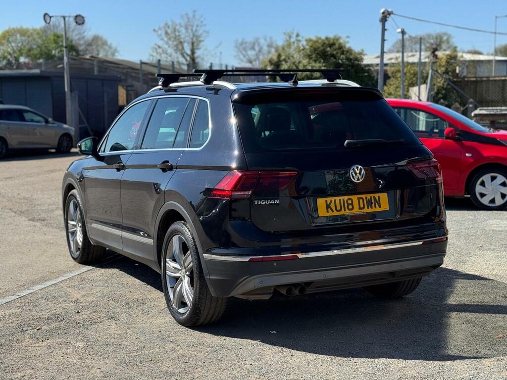 Volkswagen Tiguan 2.0 Tdi Sel Euro 6 Ss Black #3