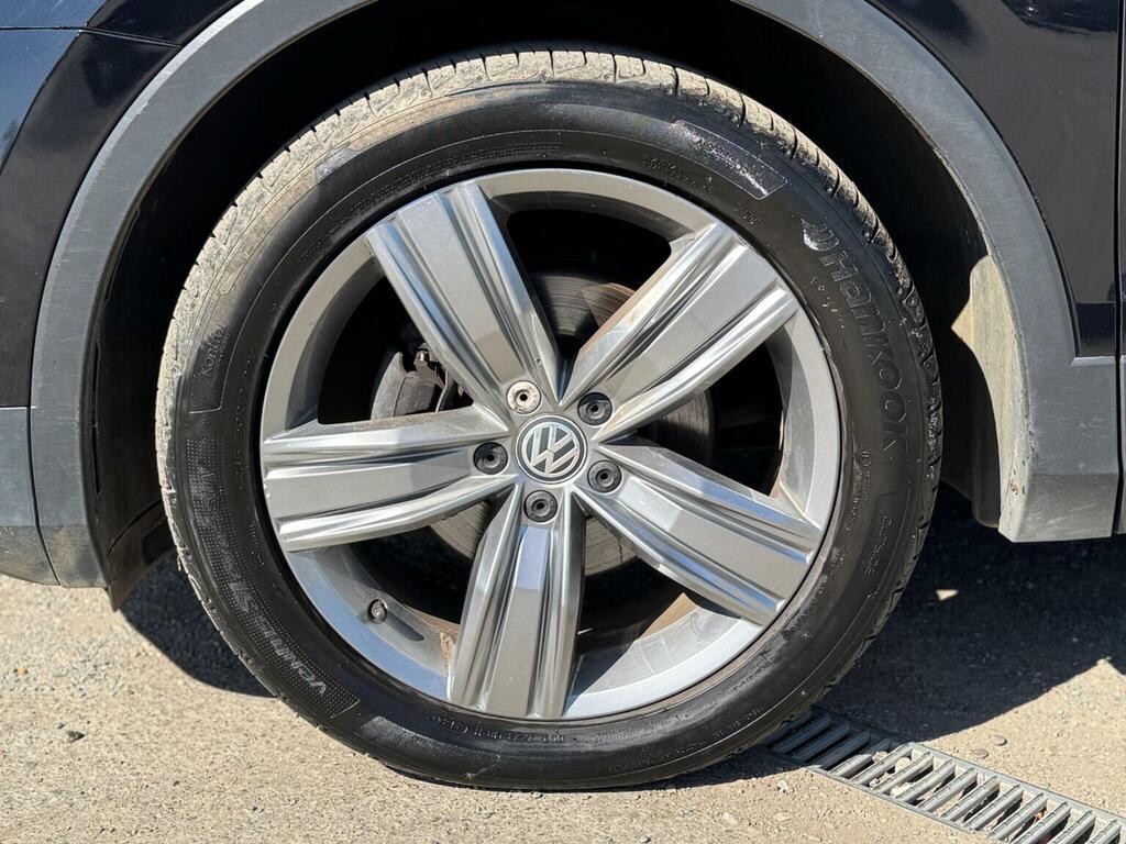 Volkswagen Tiguan Grey #32