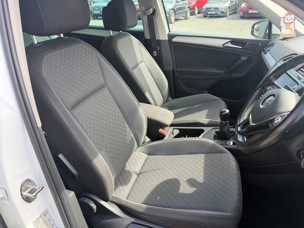 Volkswagen Tiguan 1.4 Tsi Se Euro 6 Ss White #4