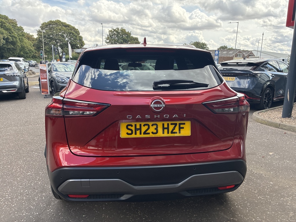 Nissan Qashqai 1.3 Dig-t Mh N-connecta SH23HZF Red #5
