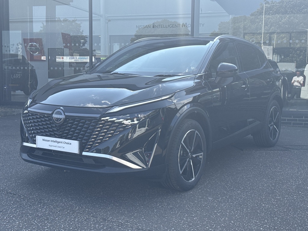 Nissan Qashqai 1.3 Dig-t Mh 158 Tekna Xtronic Black #4