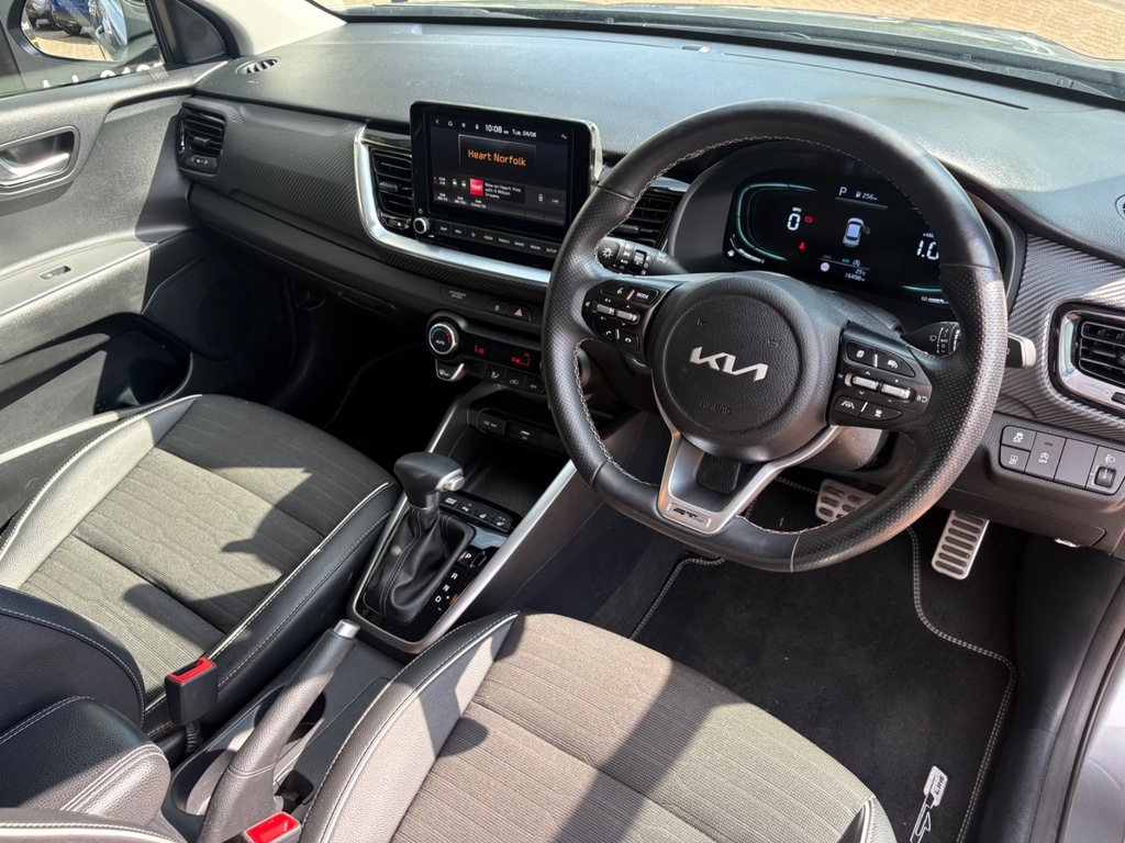 Kia Stonic 1.0T Gdi 48V 98 Gt-line S Estate Grey #2