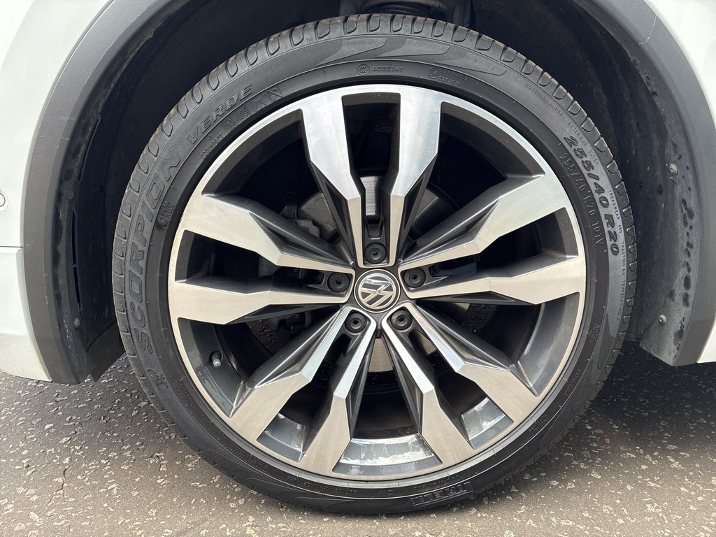 Volkswagen Tiguan 2.0 Tdi 150 R-line Tech Dsg Estate White #6