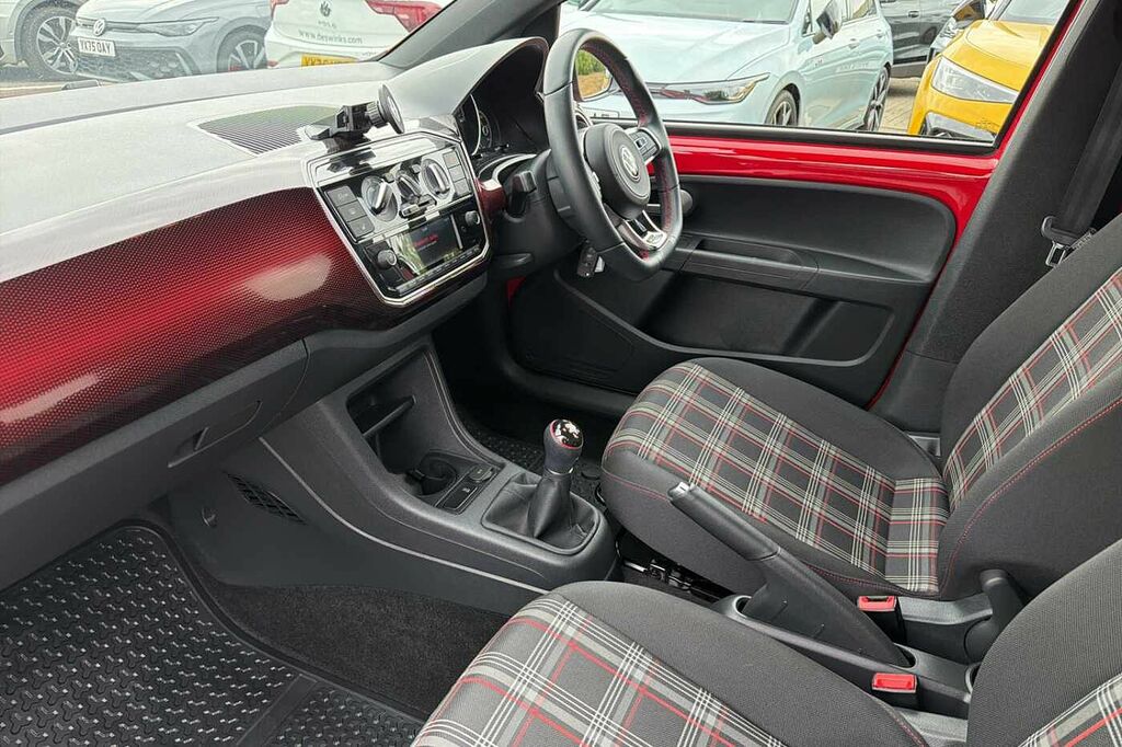 Volkswagen Up 1.0 115Ps Up Gti Red #2