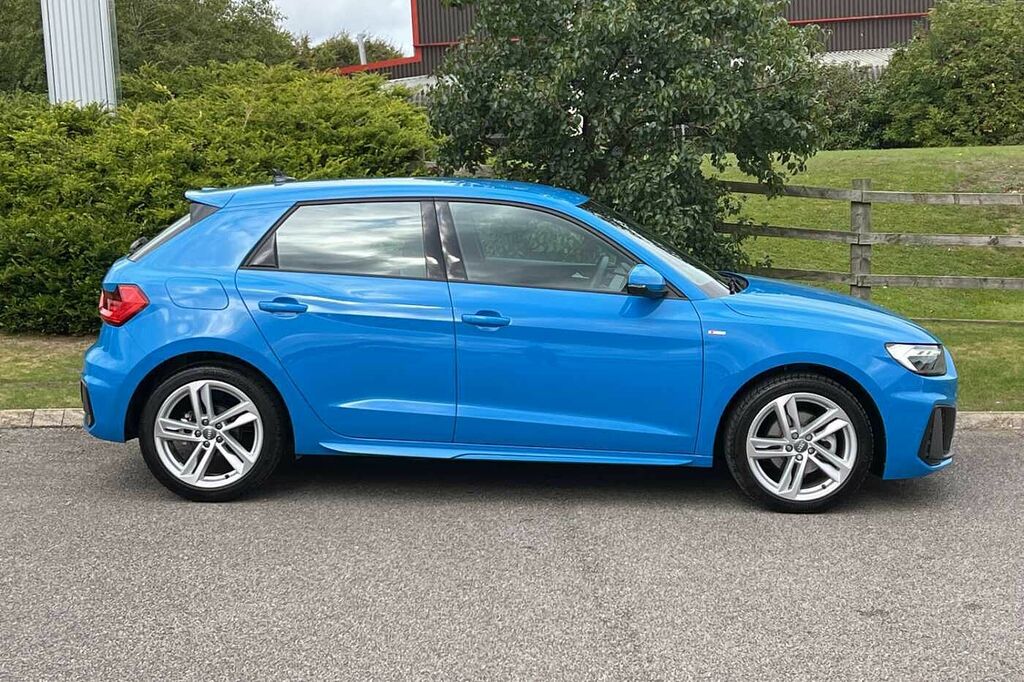 Audi A1 Sportback 1.5 35 Tfsi 150Ps S Line S Tronic Blue #4