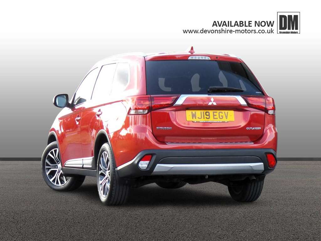 Mitsubishi Outlander Juro Red #2