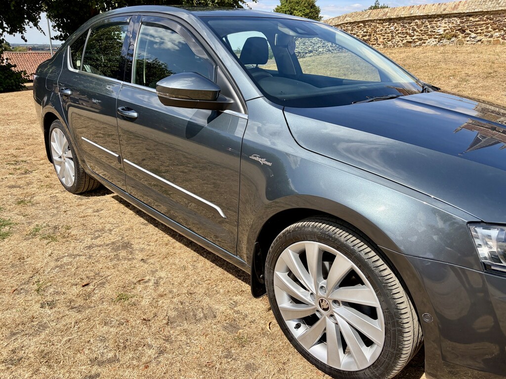 Skoda Octavia Hatchback 2.0 Tdi Laurin Klement 201666 Grey #5