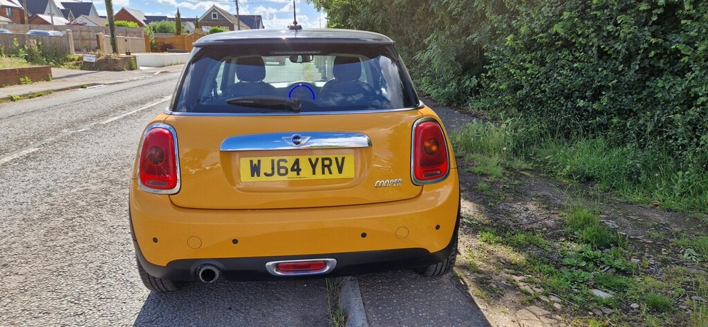 Mini Hatch 1.5 Cooper WJ64YRV Orange #3