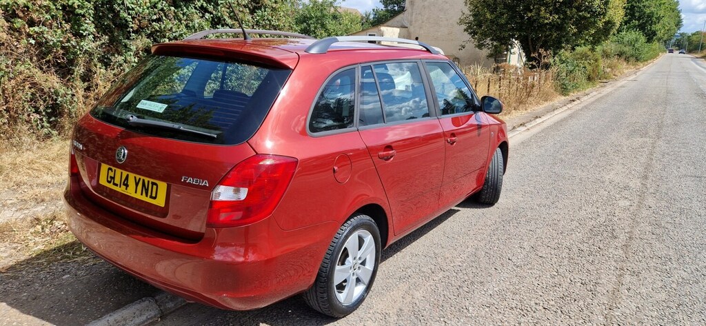 Skoda Fabia 1.2 Tsi Se Red #6