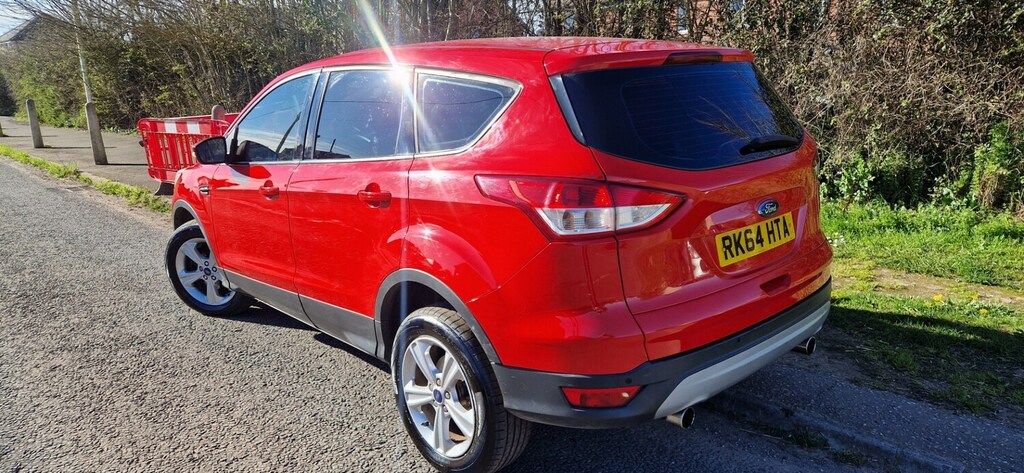 Ford Kuga 2.0 Tdci Zetec 2Wd Red #2