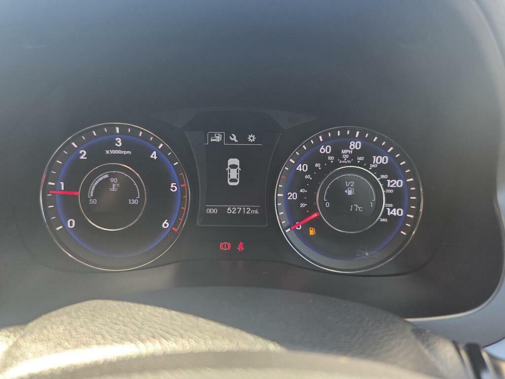 Hyundai I40 1.7L Se Nav Silver #13