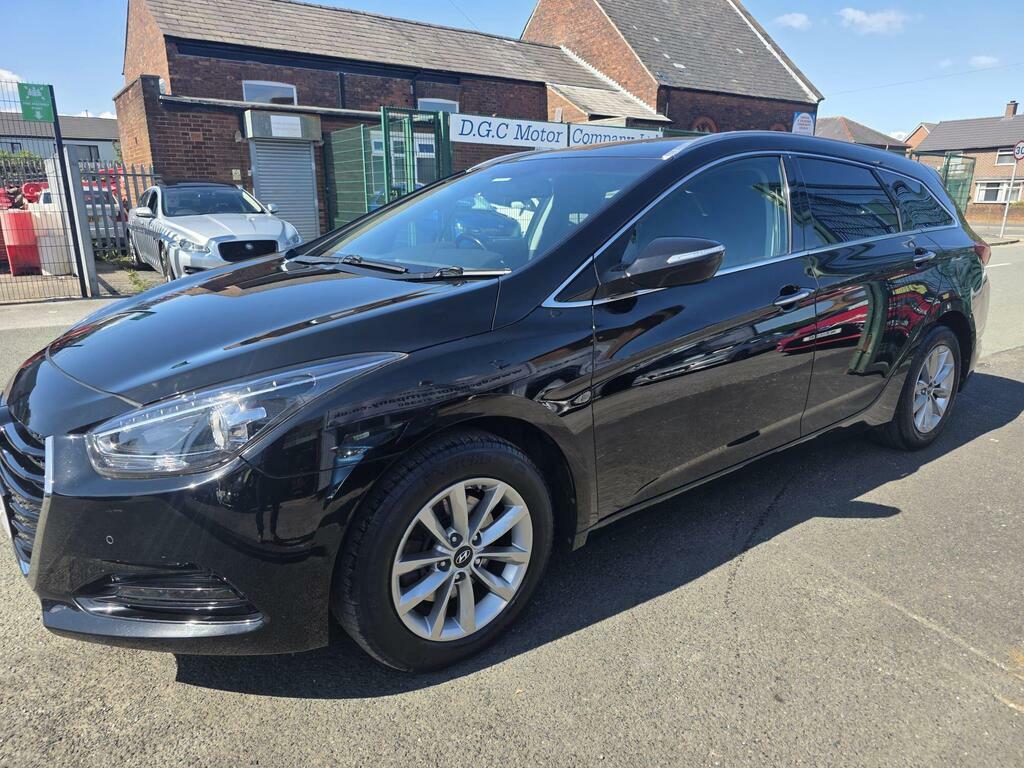 Hyundai I40 1.7 Crdi Blue Drive Se Nav Tourer Euro 6 S S Black #4