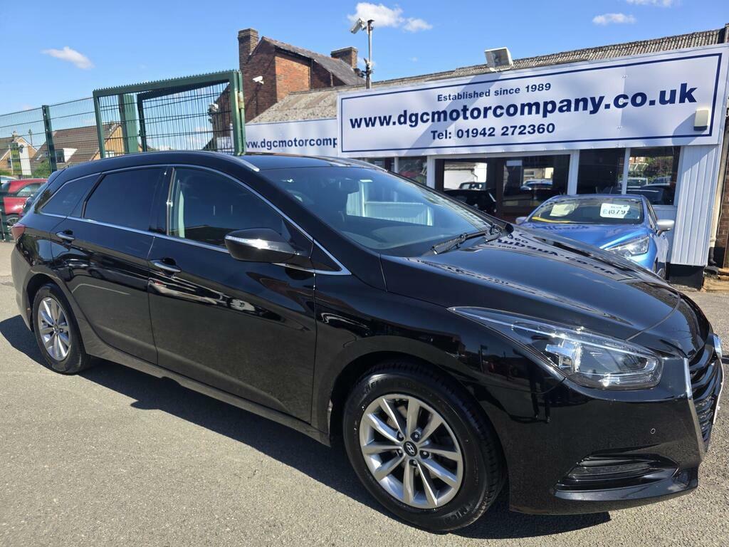 Hyundai I40 1.7 Crdi Blue Drive Se Nav Tourer Euro 6 S S Black