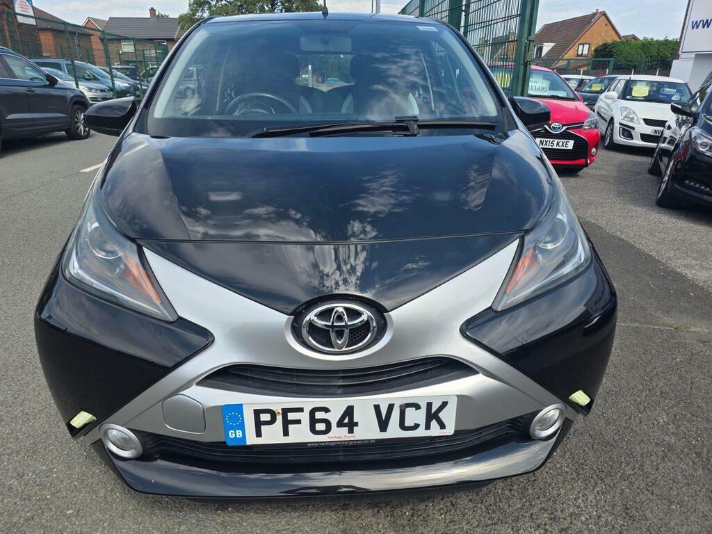 Toyota Aygo 1.0 Vvt-i X-clusiv Euro 5 Black #3