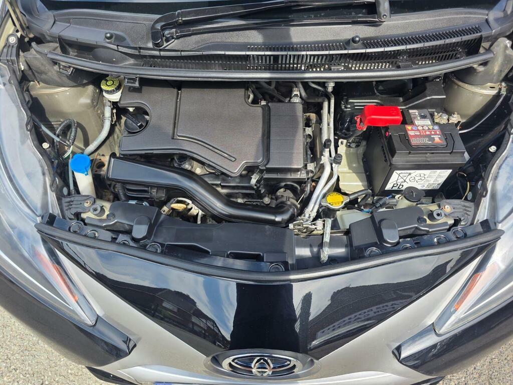 Toyota Aygo 1.0 Vvt-i X-pression Hatchback Silver #16
