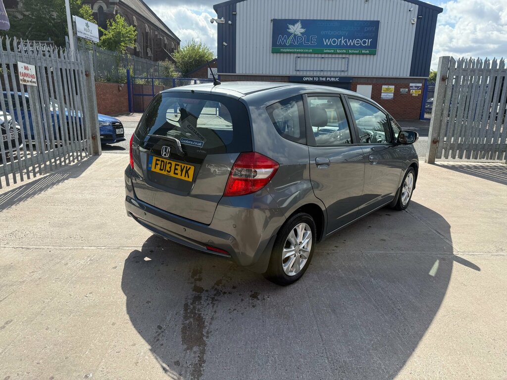 Honda Jazz 1.4 I-vtec Es Hatchback Cvt Euro 5 99 Grey #2