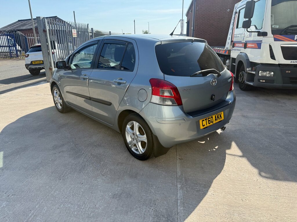 Toyota Yaris 1.33 Dual Vvt-i Tr Hatchback Eur Silver #4
