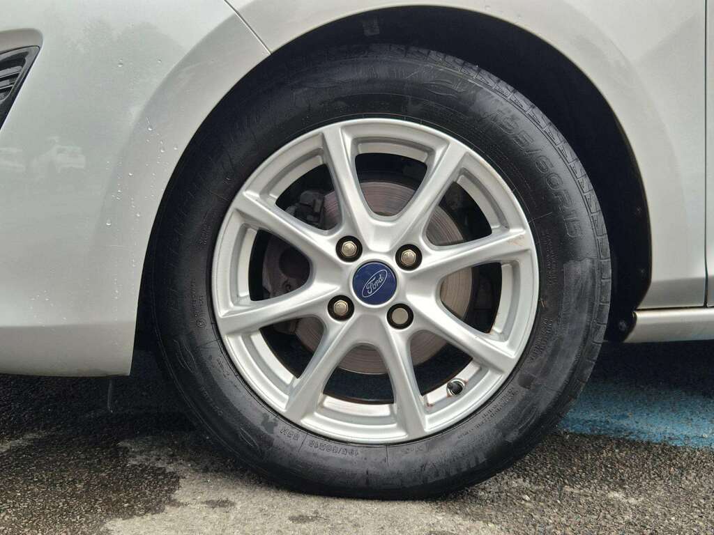 Ford Fiesta 1.0 Ecoboost Zetec Silver #4