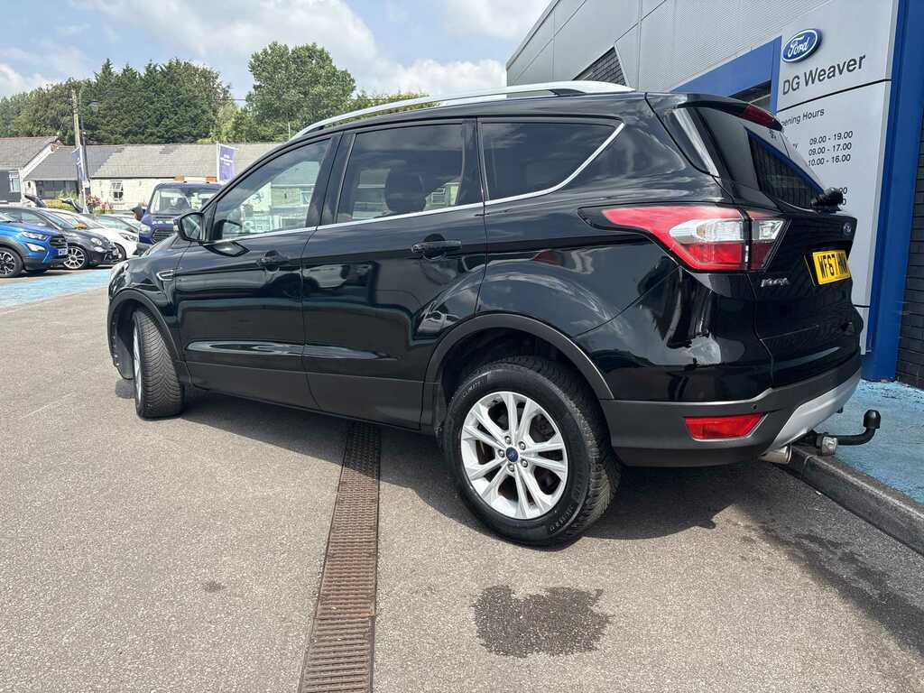 Ford Kuga 1.5 Tdci Titanium 2Wd Black #4