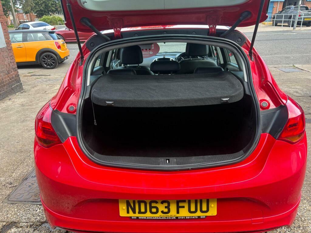Vauxhall Astra 1.7 Cdti Limited Edition Euro 5 Red #6