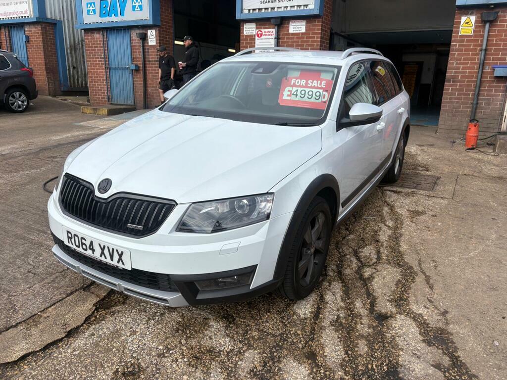 Skoda Octavia 2.0 Tdi Scout Dsg 4Wd Euro 6 S S White #3