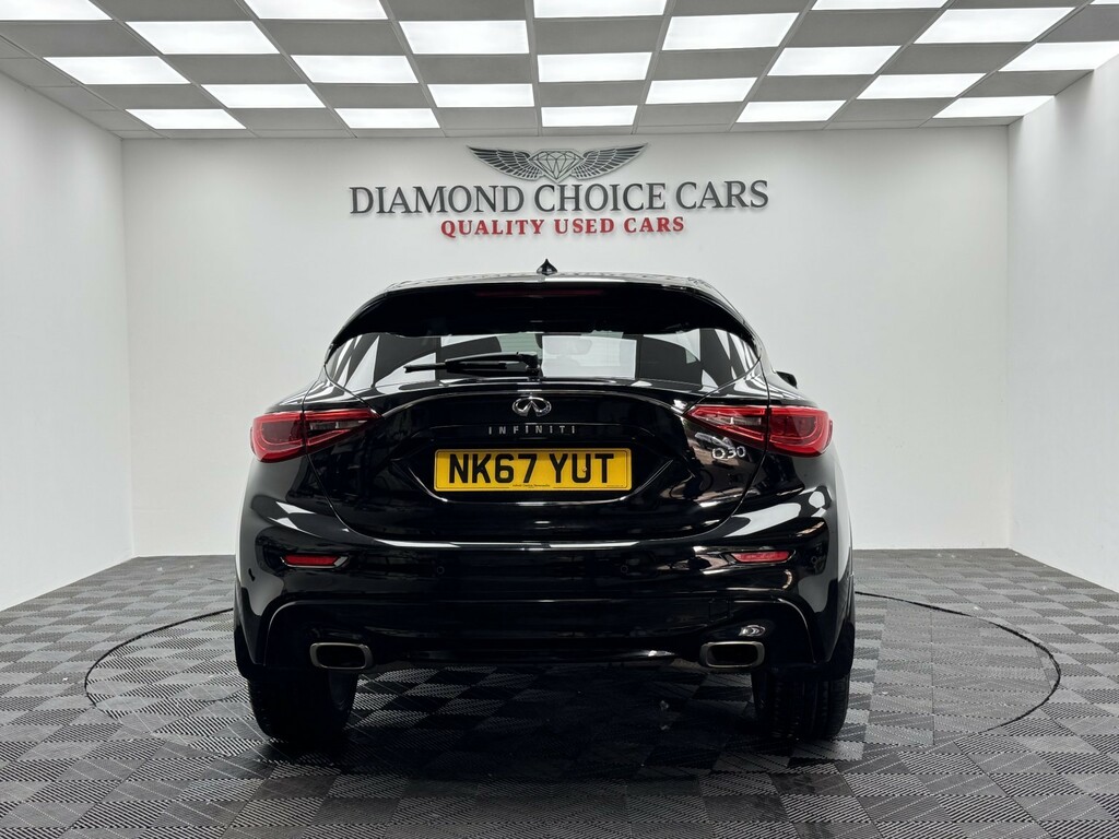 Infiniti Q30 1.6 T Premium Intouch NK67YUT Black #5