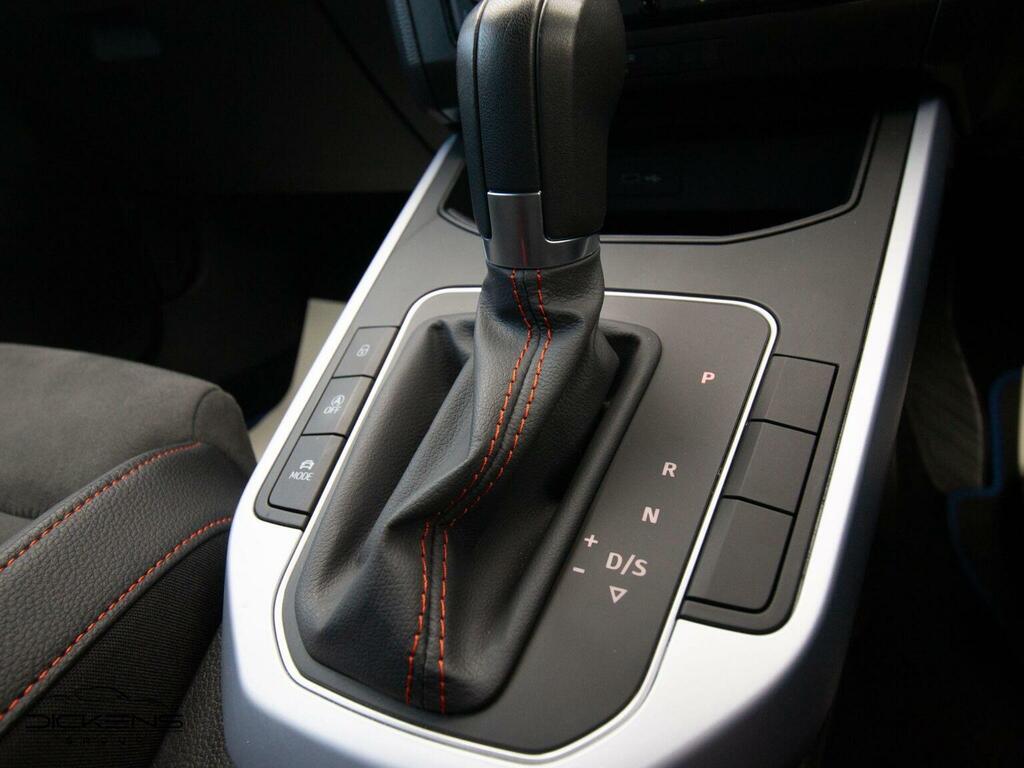 Seat Arona 1.0 Tsi 115 Fr Limited Edition Dsg Red #19