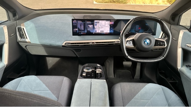 BMW iX 50 111.5Kwh M Sport Xdrive 11Kw Charger CK23FKS Blue #4
