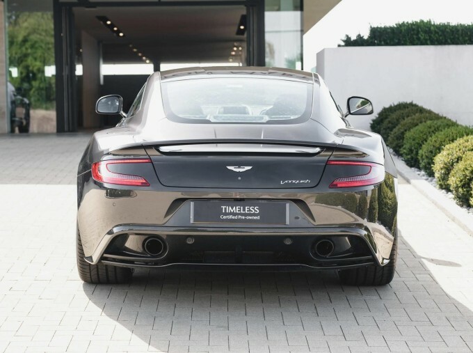 Aston Martin Vanquish 6.0L V12 8-Speed Coupe White #17