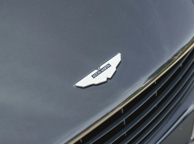 Aston Martin Vanquish 6.0L V12 8-Speed Coupe White #9