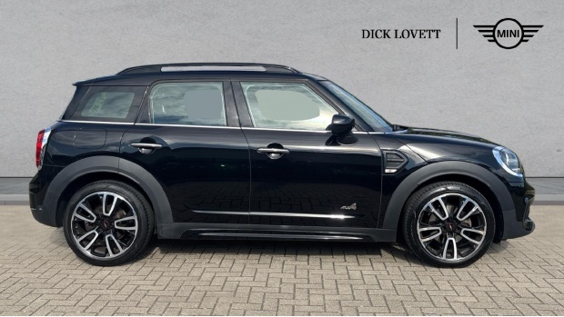 Mini Countryman Cooper Sport All4 Euro 6 5-Door Black #3
