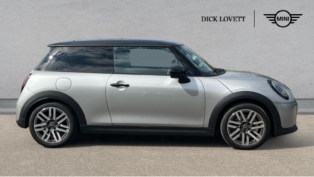 Mini Hatch 1.5C Classic Steptronic Euro 6 3-Door WX26RZY Silver #3
