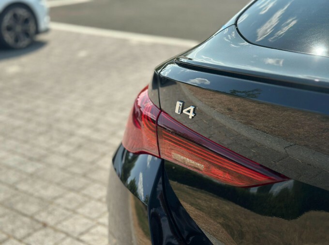 BMW i4 40 83.9Kwh M Sport Edrive NXC575E Blue #5