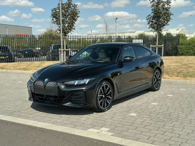 BMW i4 40 83.9Kwh M Sport Edrive NXC575E Blue #3