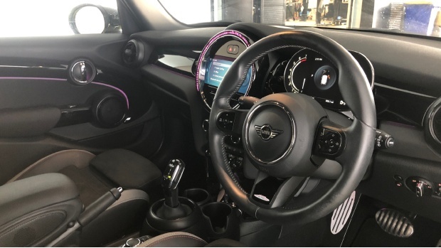 Mini Hatch Cooper Sport Steptronic Euro 6 EN73LDK Yellow #6