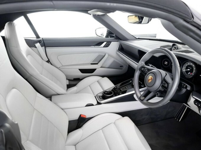 Porsche 911 992 Turbo Pdk Euro 6 VA23AKX Black #4