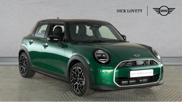 Mini Hatch 1.5C Exclusive Steptronic Euro 6 WR26XDC Green