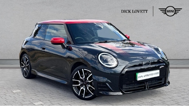 Mini Electric Countryman Sport S All4 Red #1